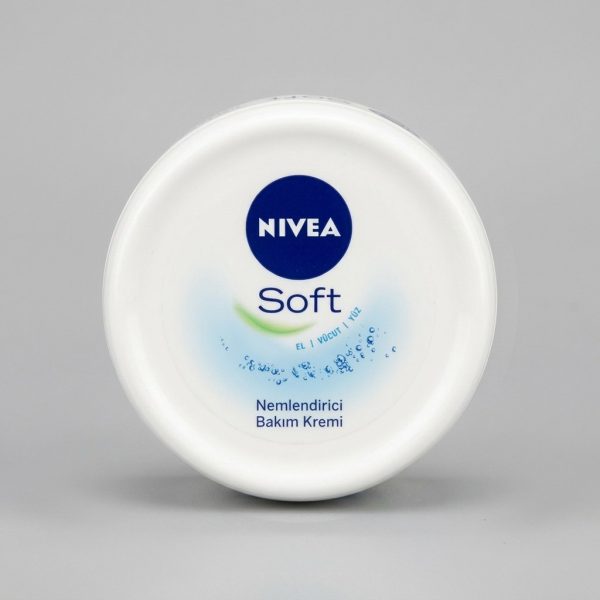 کرم مرطوب‌کننده نیوآ مدل Soft حجم 300 میلی‌لیتر